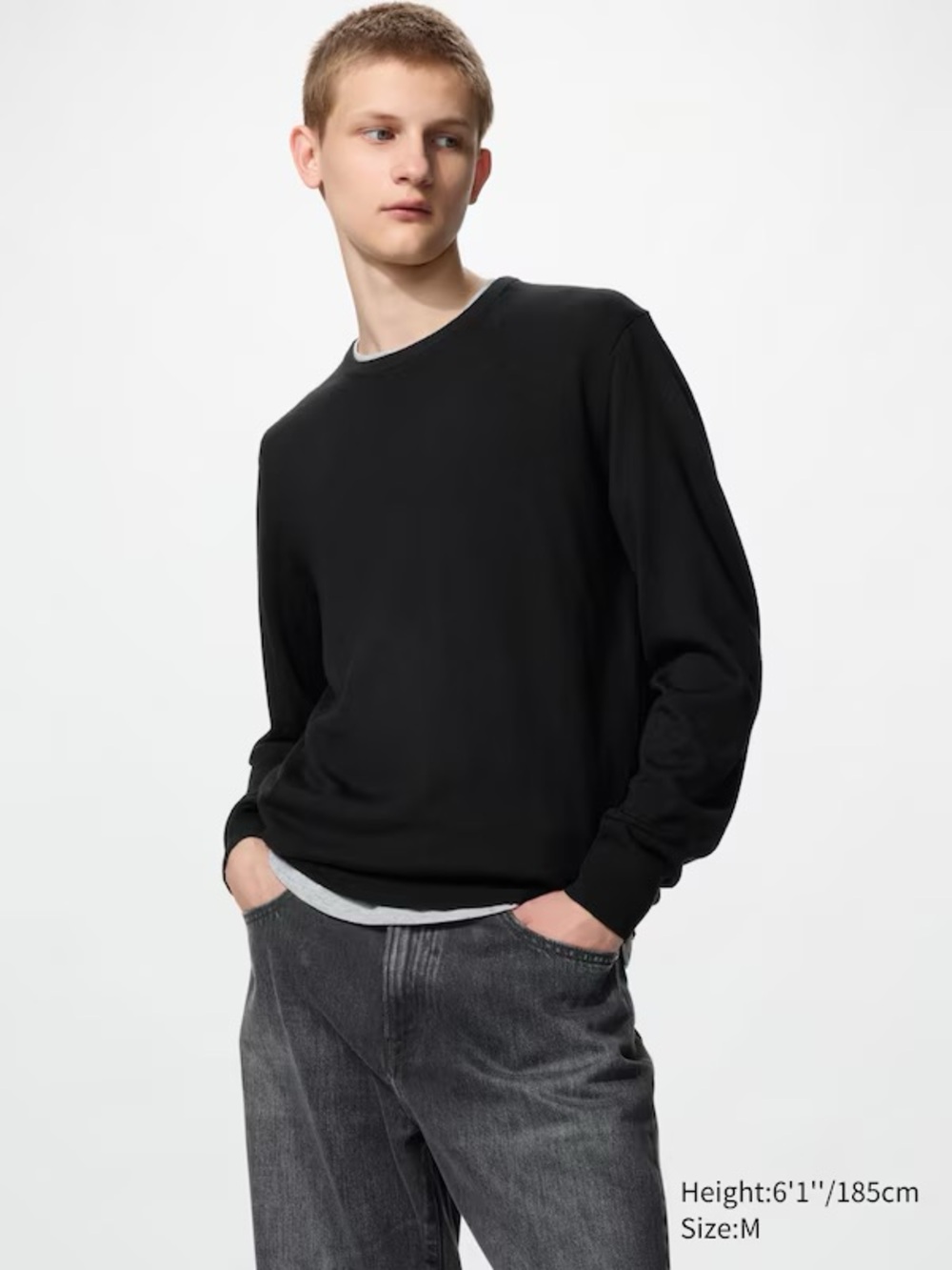 NWT Uniqlo Black Crewneck Sweater - Classic Pullover